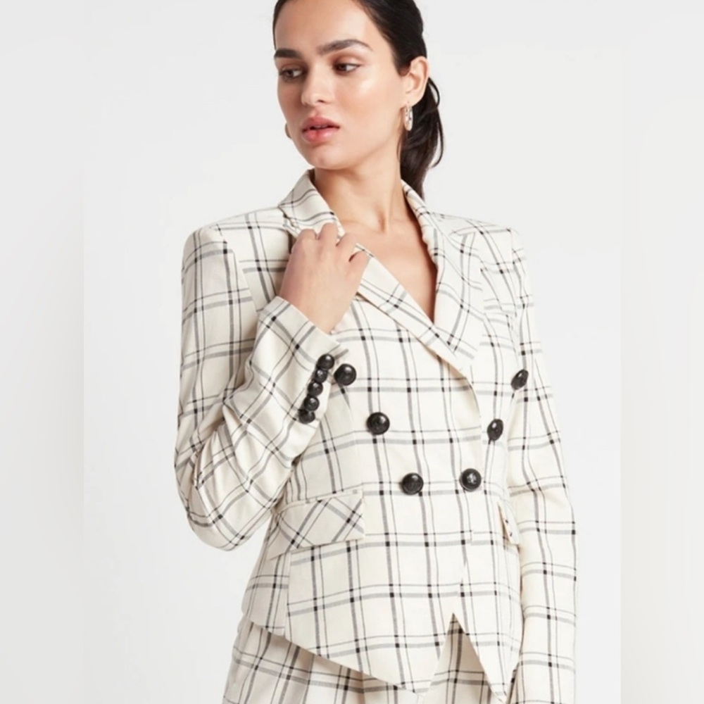 NWT- Choosy Women's Checkered Blazer - Cream and Black